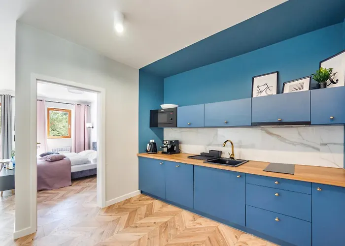 Nautikka Park, Sun & Snow *